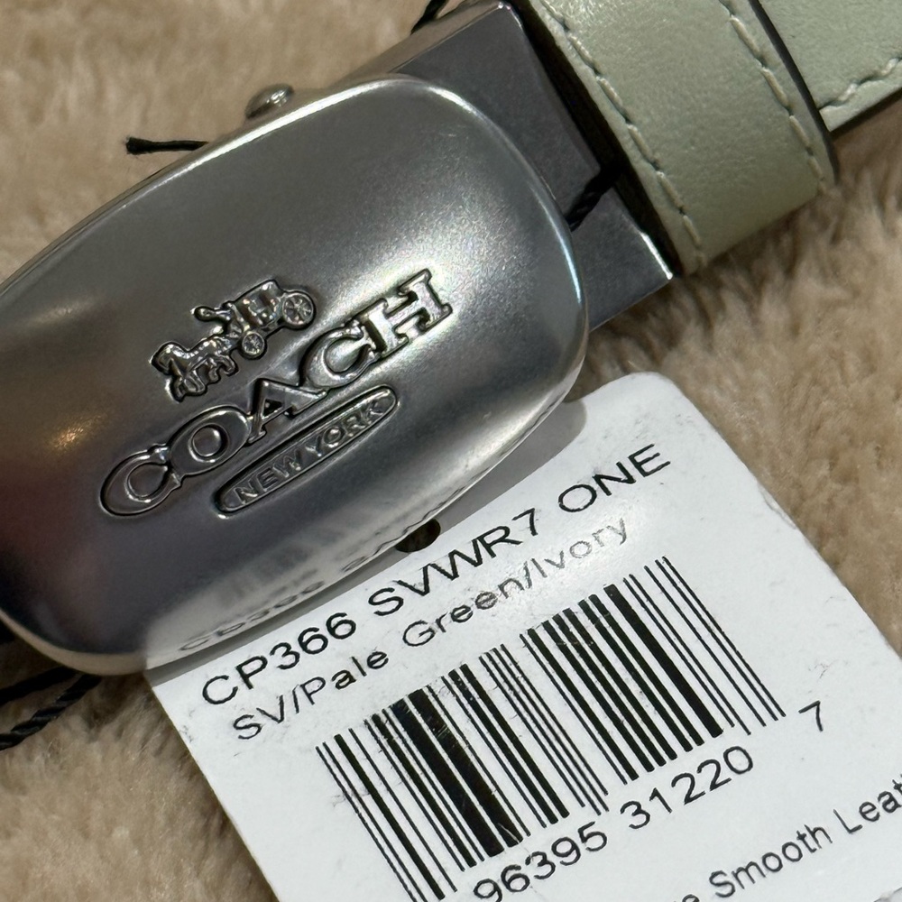 Coach Women’s Sage Leather Belt with Silver Buckle NWT - Picture 4 of 8